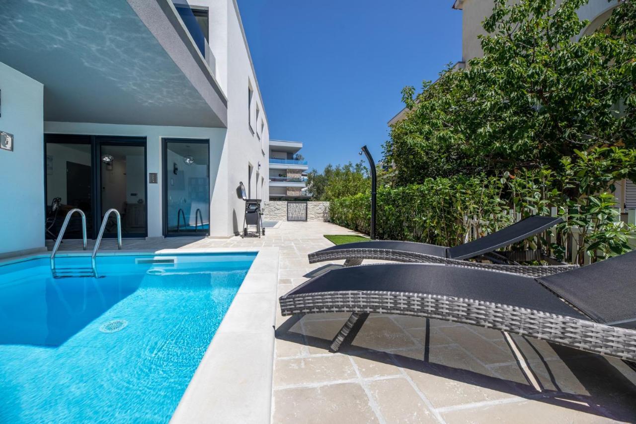 Luxury Villa Adria Apartments Krk Town Extérieur photo