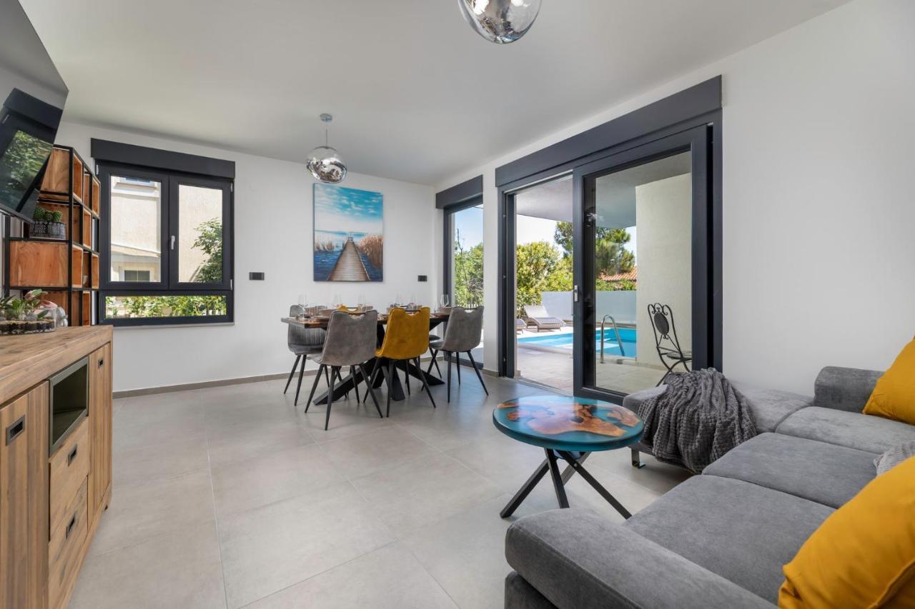 Luxury Villa Adria Apartments Krk Town Extérieur photo