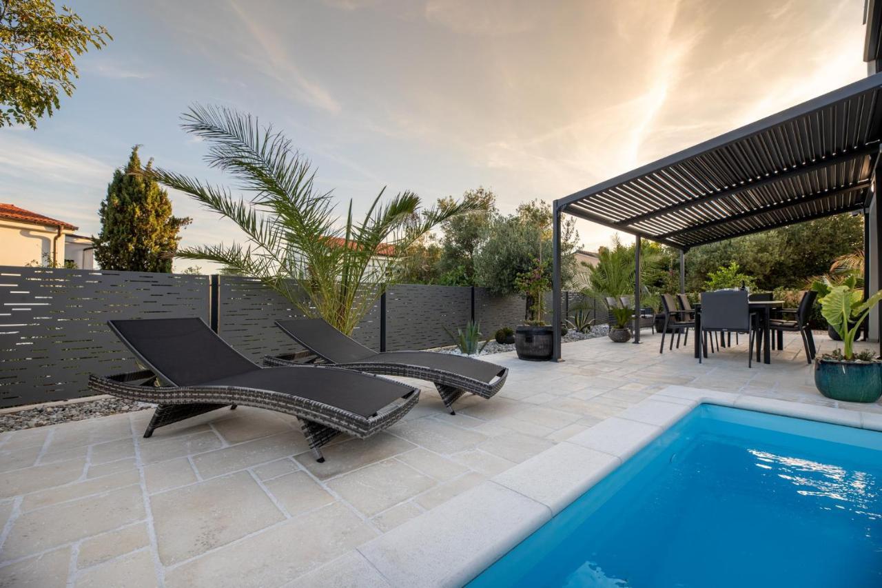 Luxury Villa Adria Apartments Krk Town Extérieur photo