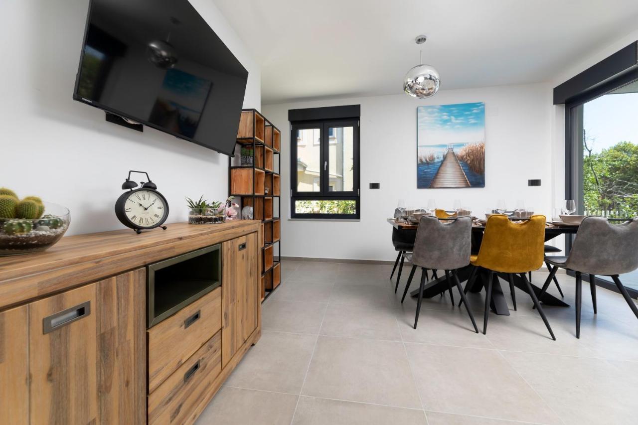 Luxury Villa Adria Apartments Krk Town Extérieur photo